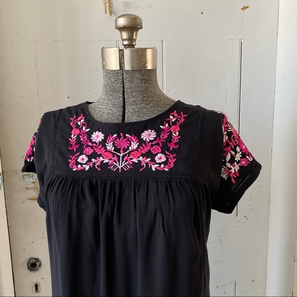 Catherine Malandrino Floral Embroidered Pink on Black Popover Dress - Picture 3 of 16